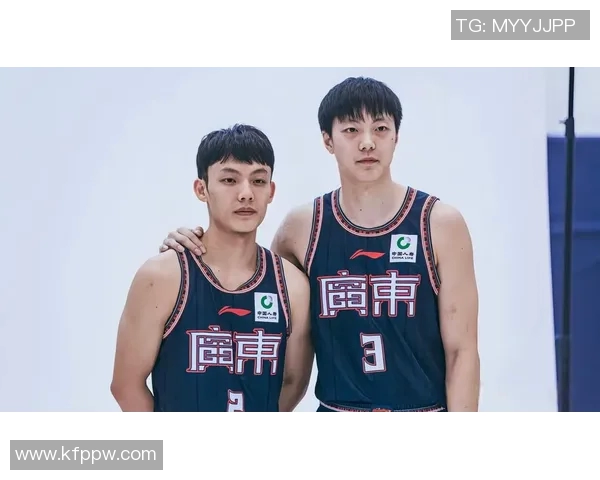 广东宏远与福建队激战正酣谁能在CBA赛场上笑到最后